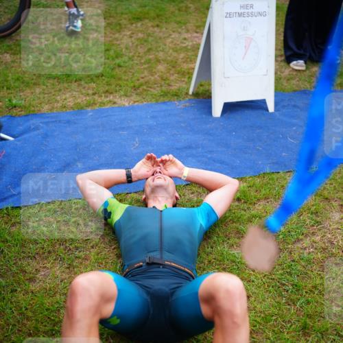 30.08.2026 - Elbe Triathlon Hamburg LAZAROV Photography http://msf.ph/oto/10030110 30.08.2026 10:07:33 Ziel  meine-sportfotos.de