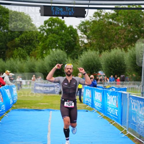 30.08.2026 - Elbe Triathlon Hamburg LAZAROV Photography http://msf.ph/oto/10030134 30.08.2026 10:08:08 Ziel 189 meine-sportfotos.de