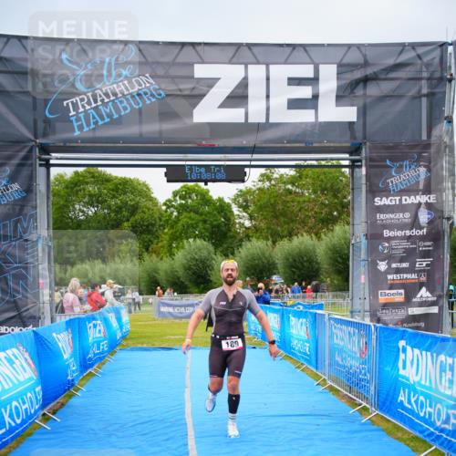30.08.2026 - Elbe Triathlon Hamburg LAZAROV Photography http://msf.ph/oto/10030136 30.08.2026 10:08:09 Ziel 189 meine-sportfotos.de