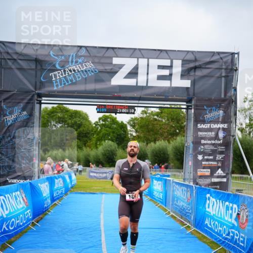 30.08.2026 - Elbe Triathlon Hamburg LAZAROV Photography http://msf.ph/oto/10030139 30.08.2026 10:08:10 Ziel 189 meine-sportfotos.de
