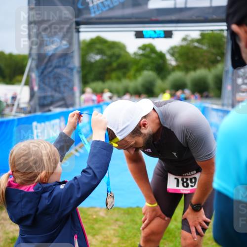 30.08.2026 - Elbe Triathlon Hamburg LAZAROV Photography http://msf.ph/oto/10030142 30.08.2026 10:08:14 Ziel  meine-sportfotos.de