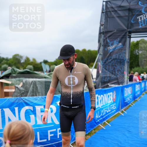 30.08.2026 - Elbe Triathlon Hamburg LAZAROV Photography http://msf.ph/oto/10030158 30.08.2026 10:08:47 Ziel 182, 197, 219 meine-sportfotos.de