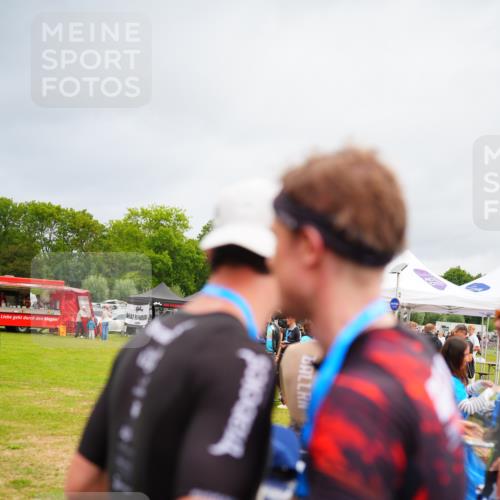 30.08.2026 - Elbe Triathlon Hamburg LAZAROV Photography http://msf.ph/oto/10030242 30.08.2026 10:11:02 Ziel  meine-sportfotos.de