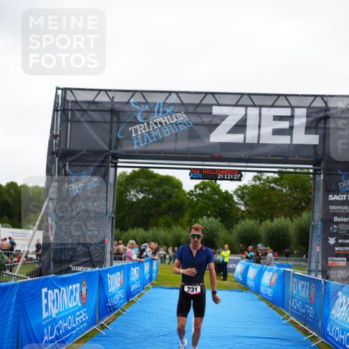 30.08.2026 - Elbe Triathlon Hamburg LAZAROV Photography http://msf.ph/oto/10030264 30.08.2026 10:12:27 Ziel 231 meine-sportfotos.de