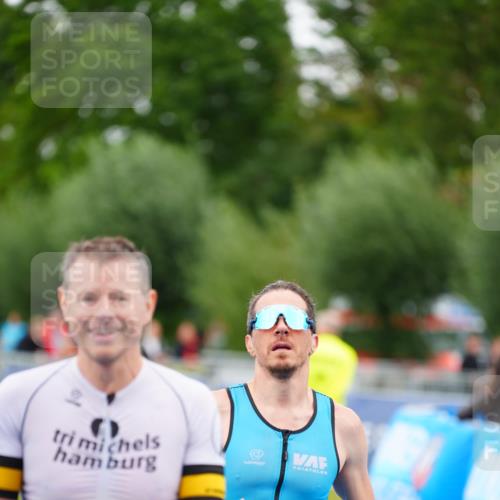 30.08.2026 - Elbe Triathlon Hamburg LAZAROV Photography http://msf.ph/oto/10030415 30.08.2026 10:17:41 Ziel 210, 272 meine-sportfotos.de