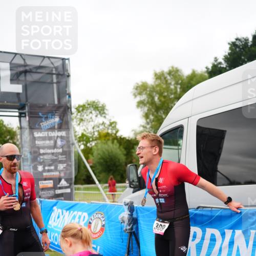 30.08.2026 - Elbe Triathlon Hamburg LAZAROV Photography http://msf.ph/oto/10030425 30.08.2026 10:17:49 Ziel  meine-sportfotos.de