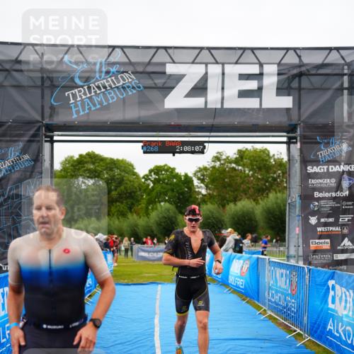 30.08.2026 - Elbe Triathlon Hamburg LAZAROV Photography http://msf.ph/oto/10030440 30.08.2026 10:18:07 Ziel 228, 268, 411 meine-sportfotos.de