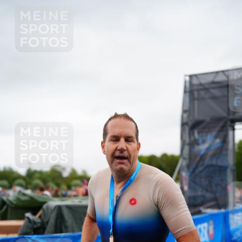 30.08.2026 - Elbe Triathlon Hamburg LAZAROV Photography http://msf.ph/oto/10030449 30.08.2026 10:18:19 Ziel 228 meine-sportfotos.de
