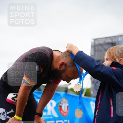 30.08.2026 - Elbe Triathlon Hamburg LAZAROV Photography http://msf.ph/oto/10030473 30.08.2026 10:19:02 Ziel 211 meine-sportfotos.de