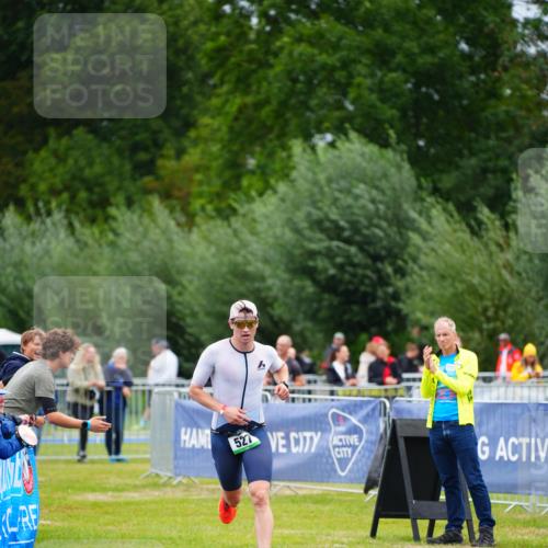 30.08.2026 - Elbe Triathlon Hamburg LAZAROV Photography http://msf.ph/oto/10030579 30.08.2026 10:25:00 Ziel 527 meine-sportfotos.de