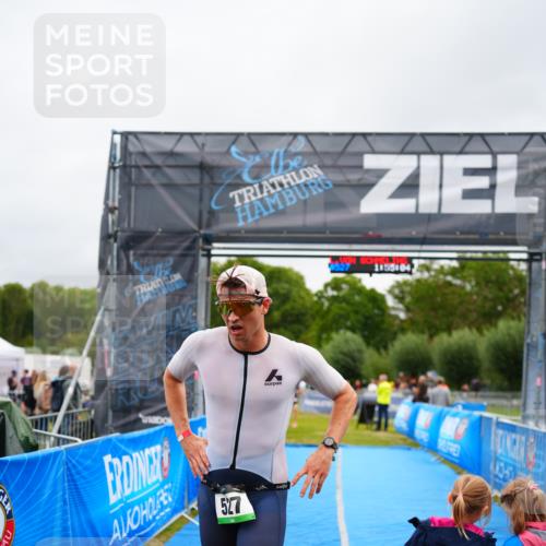 30.08.2026 - Elbe Triathlon Hamburg LAZAROV Photography http://msf.ph/oto/10030588 30.08.2026 10:25:05 Ziel 258, 527 meine-sportfotos.de