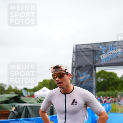 30.08.2026 - Elbe Triathlon Hamburg LAZAROV Photography http://msf.ph/oto/10030590 30.08.2026 10:25:06 Ziel 258, 527 meine-sportfotos.de