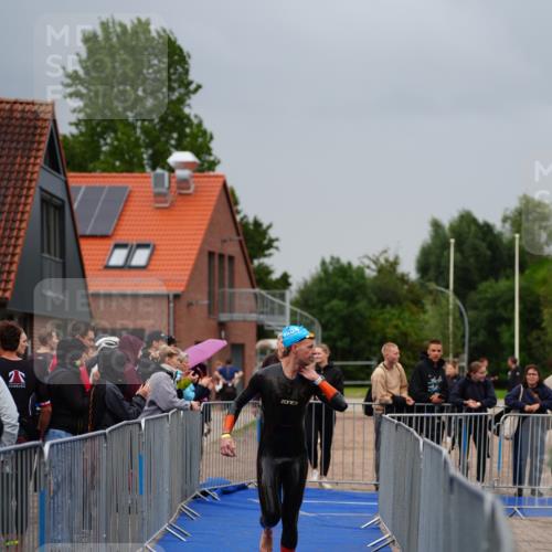 30.08.2026 - Elbe Triathlon Hamburg LAZAROV Photography http://msf.ph/oto/10030614 30.08.2026 08:22:31 Schwimmen 225 meine-sportfotos.de