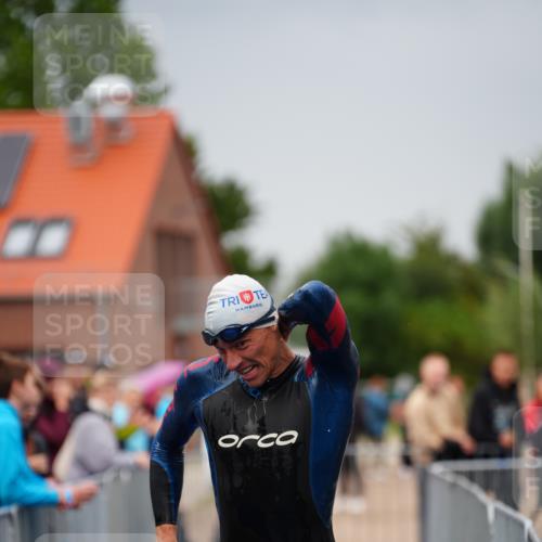 30.08.2026 - Elbe Triathlon Hamburg LAZAROV Photography http://msf.ph/oto/10030627 30.08.2026 08:23:05 Schwimmen 205 meine-sportfotos.de