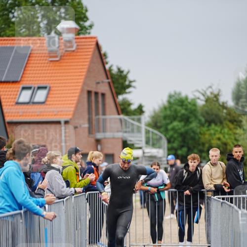 30.08.2026 - Elbe Triathlon Hamburg LAZAROV Photography http://msf.ph/oto/10030630 30.08.2026 08:23:29 Schwimmen 186, 207 meine-sportfotos.de