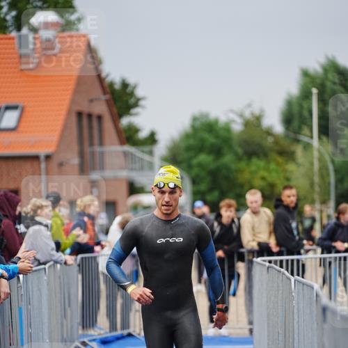 30.08.2026 - Elbe Triathlon Hamburg LAZAROV Photography http://msf.ph/oto/10030635 30.08.2026 08:23:31 Schwimmen 186, 207 meine-sportfotos.de