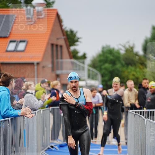 30.08.2026 - Elbe Triathlon Hamburg LAZAROV Photography http://msf.ph/oto/10030642 30.08.2026 08:23:40 Schwimmen 186, 190, 207, 213, 217, 226 meine-sportfotos.de
