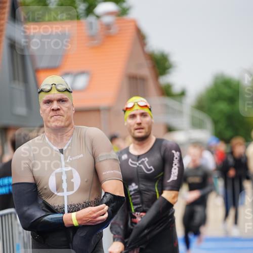 30.08.2026 - Elbe Triathlon Hamburg LAZAROV Photography http://msf.ph/oto/10030649 30.08.2026 08:23:44 Schwimmen 189, 190, 207, 213, 217, 226 meine-sportfotos.de