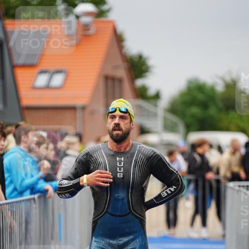 30.08.2026 - Elbe Triathlon Hamburg LAZAROV Photography http://msf.ph/oto/10030662 30.08.2026 08:23:53 Schwimmen 189, 190, 213, 217, 226 meine-sportfotos.de
