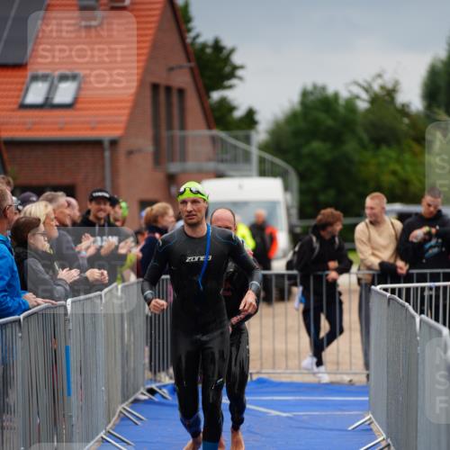 30.08.2026 - Elbe Triathlon Hamburg LAZAROV Photography http://msf.ph/oto/10030691 30.08.2026 08:25:51 Schwimmen 197, 199, 204, 216 meine-sportfotos.de