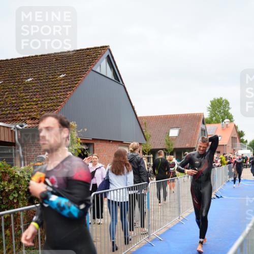 30.08.2026 - Elbe Triathlon Hamburg LAZAROV Photography http://msf.ph/oto/10030700 30.08.2026 08:26:16 Schwimmen 188, 210, 221, 230 meine-sportfotos.de