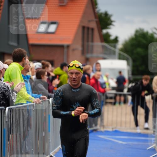 30.08.2026 - Elbe Triathlon Hamburg LAZAROV Photography http://msf.ph/oto/10030714 30.08.2026 08:27:17 Schwimmen 191, 227, 229, 240 meine-sportfotos.de
