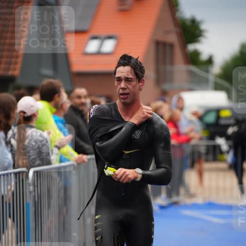 30.08.2026 - Elbe Triathlon Hamburg LAZAROV Photography http://msf.ph/oto/10030736 30.08.2026 08:27:42 Schwimmen 181, 182, 206, 232 meine-sportfotos.de