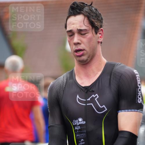 30.08.2026 - Elbe Triathlon Hamburg LAZAROV Photography http://msf.ph/oto/10030739 30.08.2026 08:27:43 Schwimmen 181, 182, 206, 232 meine-sportfotos.de