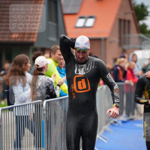 30.08.2026 - Elbe Triathlon Hamburg LAZAROV Photography http://msf.ph/oto/10030741 30.08.2026 08:27:49 Schwimmen 181, 182, 206, 222, 236 meine-sportfotos.de