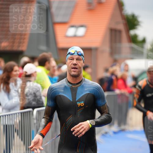 30.08.2026 - Elbe Triathlon Hamburg LAZAROV Photography http://msf.ph/oto/10030751 30.08.2026 08:28:00 Schwimmen 222, 236 meine-sportfotos.de
