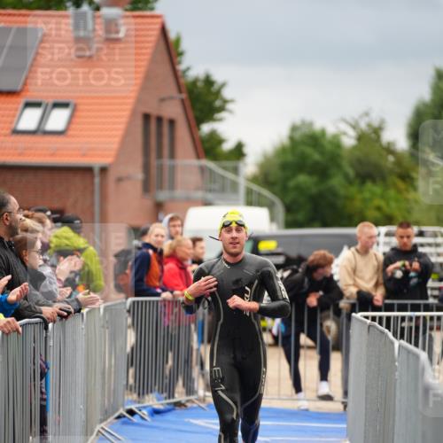 30.08.2026 - Elbe Triathlon Hamburg LAZAROV Photography http://msf.ph/oto/10030767 30.08.2026 08:28:13 Schwimmen 183 meine-sportfotos.de