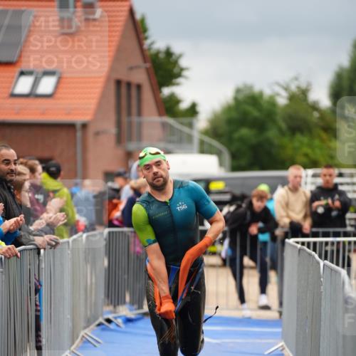 30.08.2026 - Elbe Triathlon Hamburg LAZAROV Photography http://msf.ph/oto/10030796 30.08.2026 08:28:22 Schwimmen 183, 198 meine-sportfotos.de