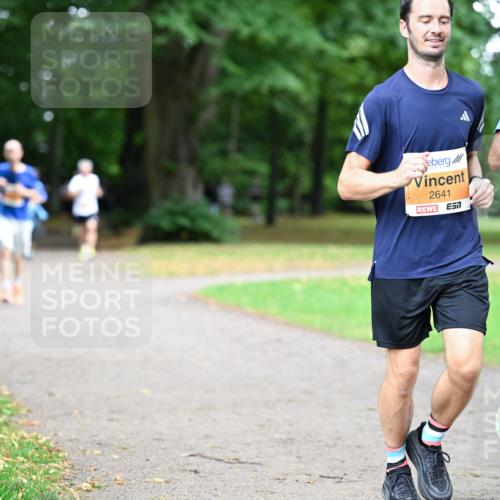 30.08.2026 - Blankeneser Heldenlauf Dr. Thomas Lammeyer http://msf.ph/oto/10030811 30.08.2026 10:33:39 Laufen 2641, 2154 meine-sportfotos.de