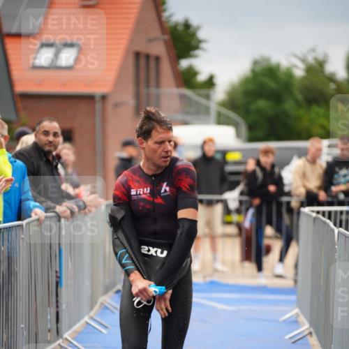 30.08.2026 - Elbe Triathlon Hamburg LAZAROV Photography http://msf.ph/oto/10030824 30.08.2026 08:28:50 Schwimmen 242 meine-sportfotos.de