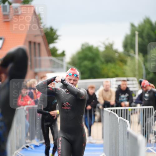 30.08.2026 - Elbe Triathlon Hamburg LAZAROV Photography http://msf.ph/oto/10030846 30.08.2026 08:29:37 Schwimmen 192, 208, 214, 215, 223 meine-sportfotos.de
