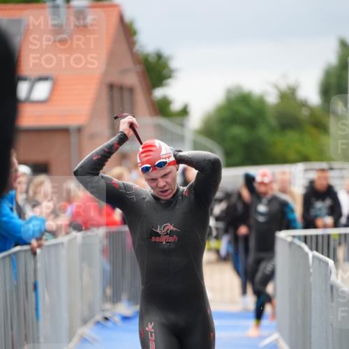 30.08.2026 - Elbe Triathlon Hamburg LAZAROV Photography http://msf.ph/oto/10030851 30.08.2026 08:29:38 Schwimmen 192, 208, 214, 215, 223 meine-sportfotos.de
