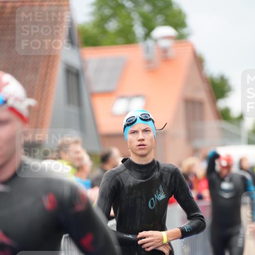 30.08.2026 - Elbe Triathlon Hamburg LAZAROV Photography http://msf.ph/oto/10030854 30.08.2026 08:29:39 Schwimmen 192, 208, 214, 215, 223 meine-sportfotos.de