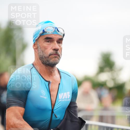 30.08.2026 - Elbe Triathlon Hamburg LAZAROV Photography http://msf.ph/oto/10030906 30.08.2026 08:30:40 Schwimmen 212 meine-sportfotos.de