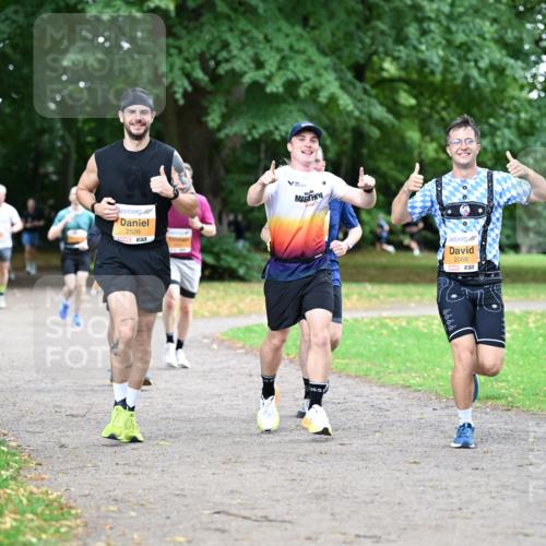 30.08.2026 - Blankeneser Heldenlauf Dr. Thomas Lammeyer http://msf.ph/oto/10030985 30.08.2026 10:33:57 Laufen 2526, 2069 meine-sportfotos.de