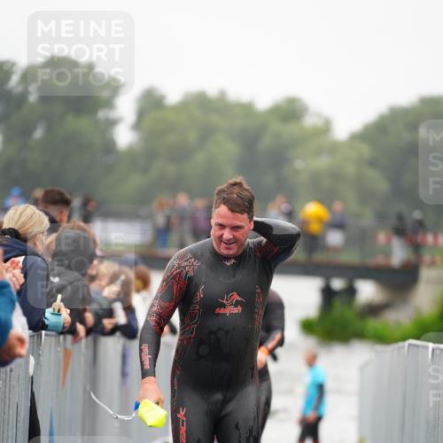 30.08.2026 - Elbe Triathlon Hamburg LAZAROV Photography http://msf.ph/oto/10031282 30.08.2026 08:36:10 Schwimmen 254, 269, 280, 312, 356, 374 meine-sportfotos.de