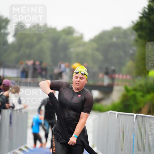 30.08.2026 - Elbe Triathlon Hamburg LAZAROV Photography http://msf.ph/oto/10031294 30.08.2026 08:36:13 Schwimmen 254, 269, 280, 312, 356, 374 meine-sportfotos.de