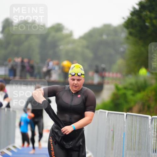 30.08.2026 - Elbe Triathlon Hamburg LAZAROV Photography http://msf.ph/oto/10031297 30.08.2026 08:36:13 Schwimmen 254, 269, 280, 312, 356, 374 meine-sportfotos.de