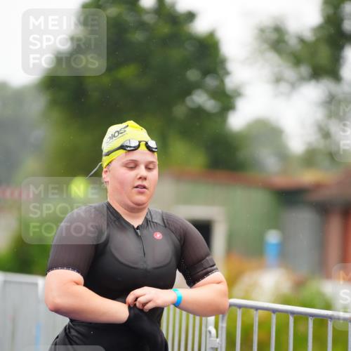 30.08.2026 - Elbe Triathlon Hamburg LAZAROV Photography http://msf.ph/oto/10031307 30.08.2026 08:36:15 Schwimmen 254, 269, 280, 294, 356, 374 meine-sportfotos.de