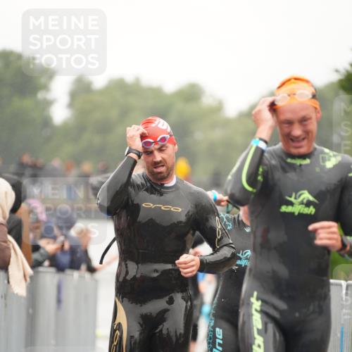 30.08.2026 - Elbe Triathlon Hamburg LAZAROV Photography http://msf.ph/oto/10031388 30.08.2026 08:36:40 Schwimmen 244, 307, 308, 326, 328, 335, 360, 388 meine-sportfotos.de