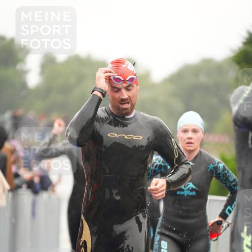30.08.2026 - Elbe Triathlon Hamburg LAZAROV Photography http://msf.ph/oto/10031396 30.08.2026 08:36:41 Schwimmen 244, 290, 307, 308, 326, 328, 335, 360, 388 meine-sportfotos.de
