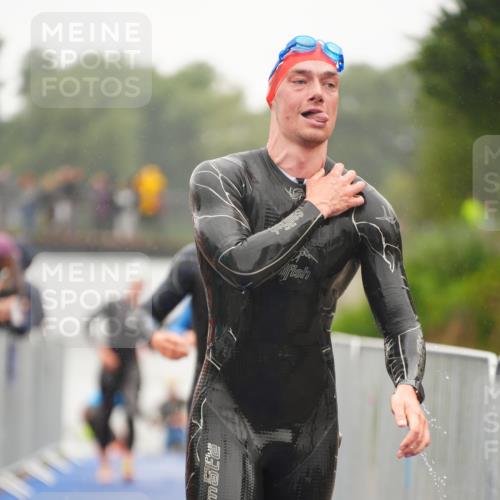 30.08.2026 - Elbe Triathlon Hamburg LAZAROV Photography http://msf.ph/oto/10031409 30.08.2026 08:36:43 Schwimmen 244, 290, 307, 308, 326, 328, 335, 360, 382, 388 meine-sportfotos.de