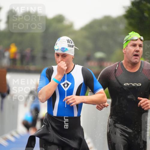 30.08.2026 - Elbe Triathlon Hamburg LAZAROV Photography http://msf.ph/oto/10031439 30.08.2026 08:36:49 Schwimmen 244, 268, 290, 307, 308, 326, 328, 335, 382, 388 meine-sportfotos.de