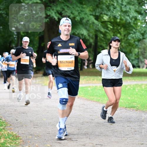 30.08.2026 - Blankeneser Heldenlauf Dr. Thomas Lammeyer http://msf.ph/oto/10031484 30.08.2026 10:34:50 Laufen 2365 meine-sportfotos.de