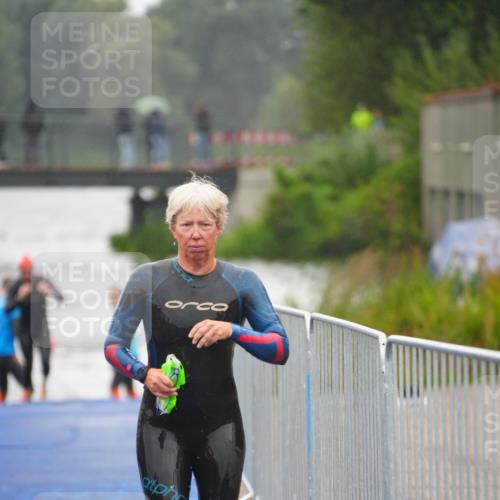 30.08.2026 - Elbe Triathlon Hamburg LAZAROV Photography http://msf.ph/oto/10031516 30.08.2026 08:37:09 Schwimmen 272, 349, 372 meine-sportfotos.de