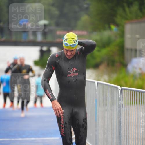 30.08.2026 - Elbe Triathlon Hamburg LAZAROV Photography http://msf.ph/oto/10031787 30.08.2026 08:38:37 Schwimmen 286, 359, 366 meine-sportfotos.de